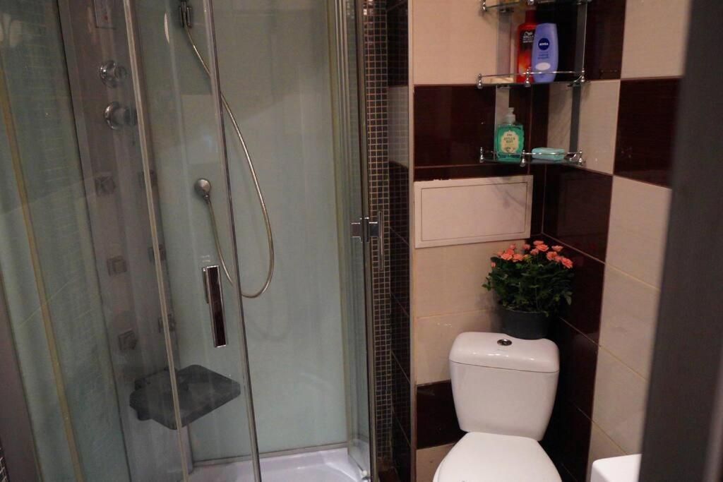 Sofia Zen - On Metro, Ultra Fast Wi-Fi Apartman Kültér fotó