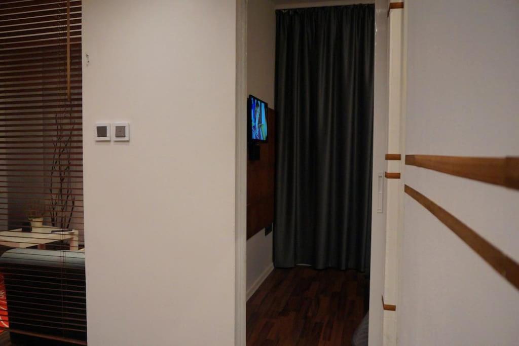 Sofia Zen - On Metro, Ultra Fast Wi-Fi Apartman Kültér fotó