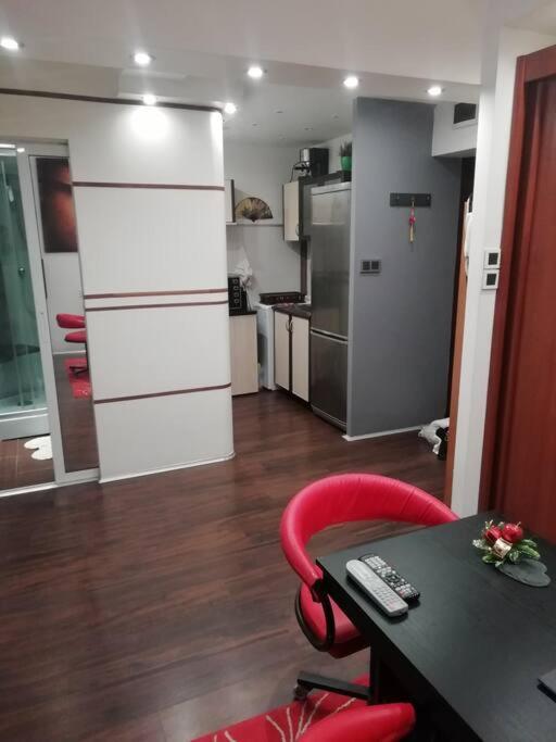 Sofia Zen - On Metro, Ultra Fast Wi-Fi Apartman Kültér fotó